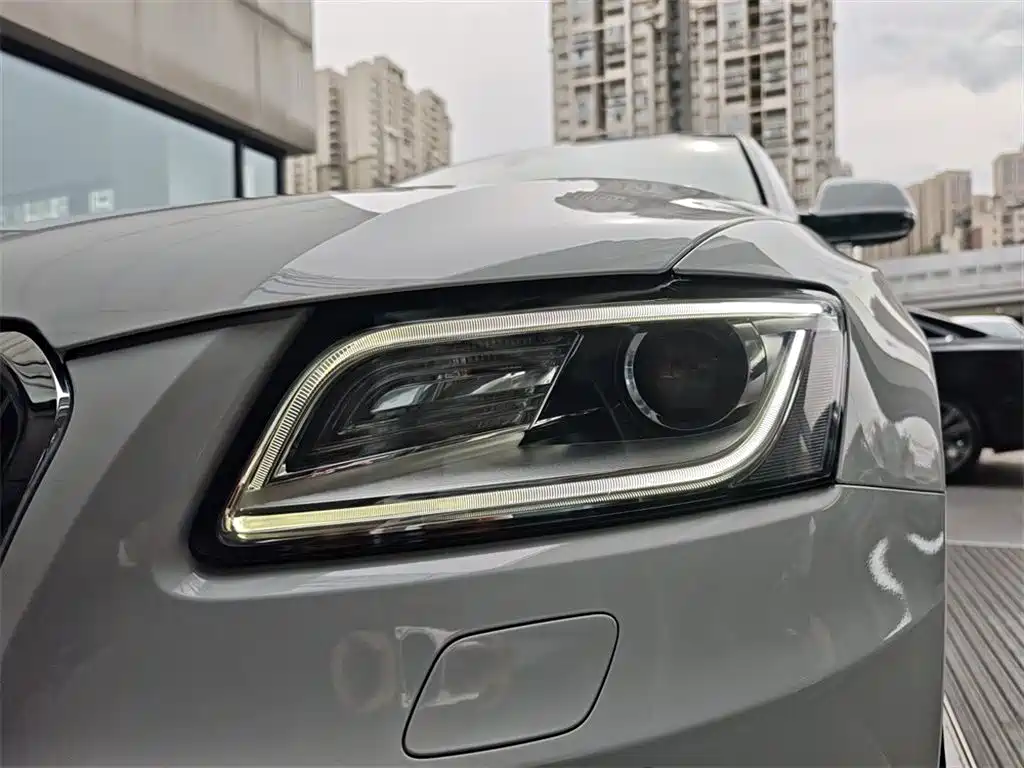 Audi Q5 2016 40 TFSI Comfort Model фото 15