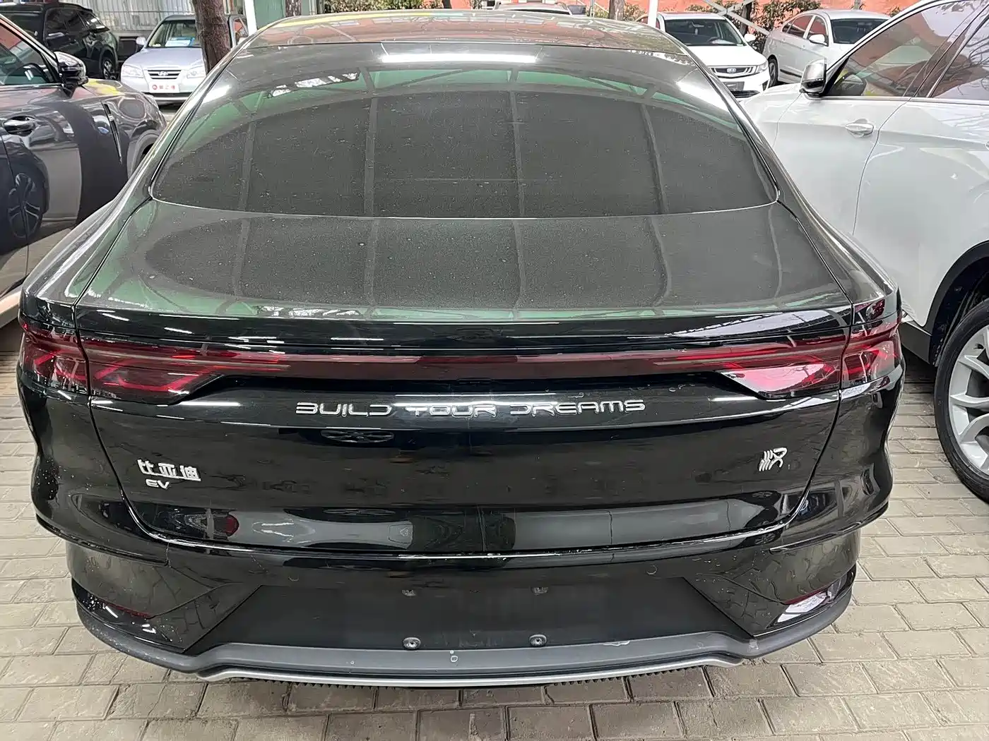 BYD Han 2023 EV Champion Edition 605KM FWD Premium фото 9