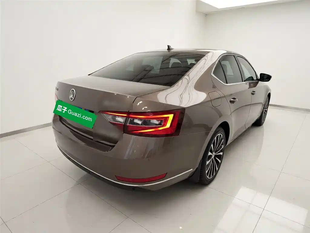 Škoda Superb 2016 TSI330 DSG Smart Edition фото 5