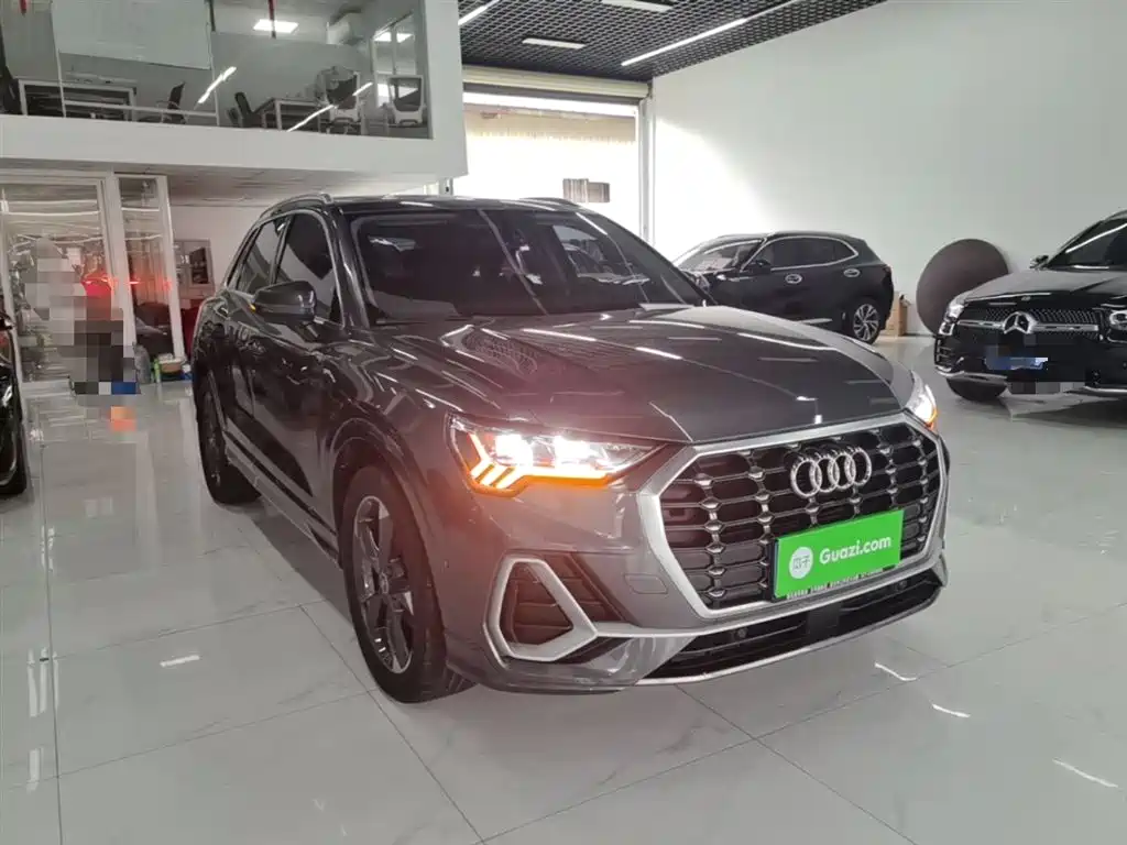 Audi Q3 2023 35 TFSI Fashion Dynamic Model (1.5T) фото 4