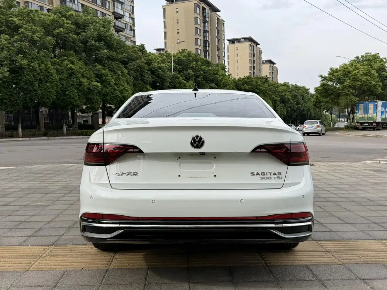 Volkswagen Sagitar 2023 300TSI DSG Surpassing Edition фото 10
