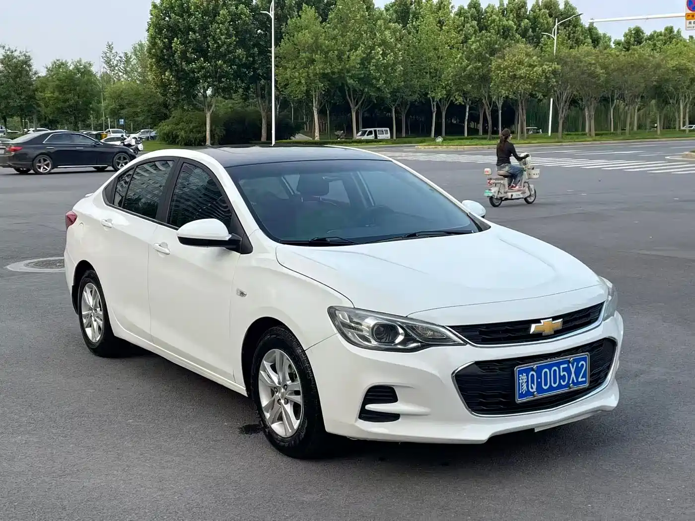 Chevrolet Cavalier 2016 1.5L Manual Delight Edition фото 3