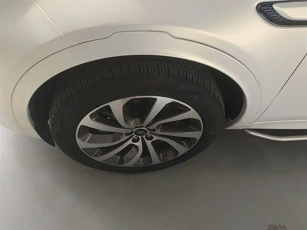 Land Rover Discovery Sport PHEV 2022 Facelift P300e Plug-in Hybrid фото 25