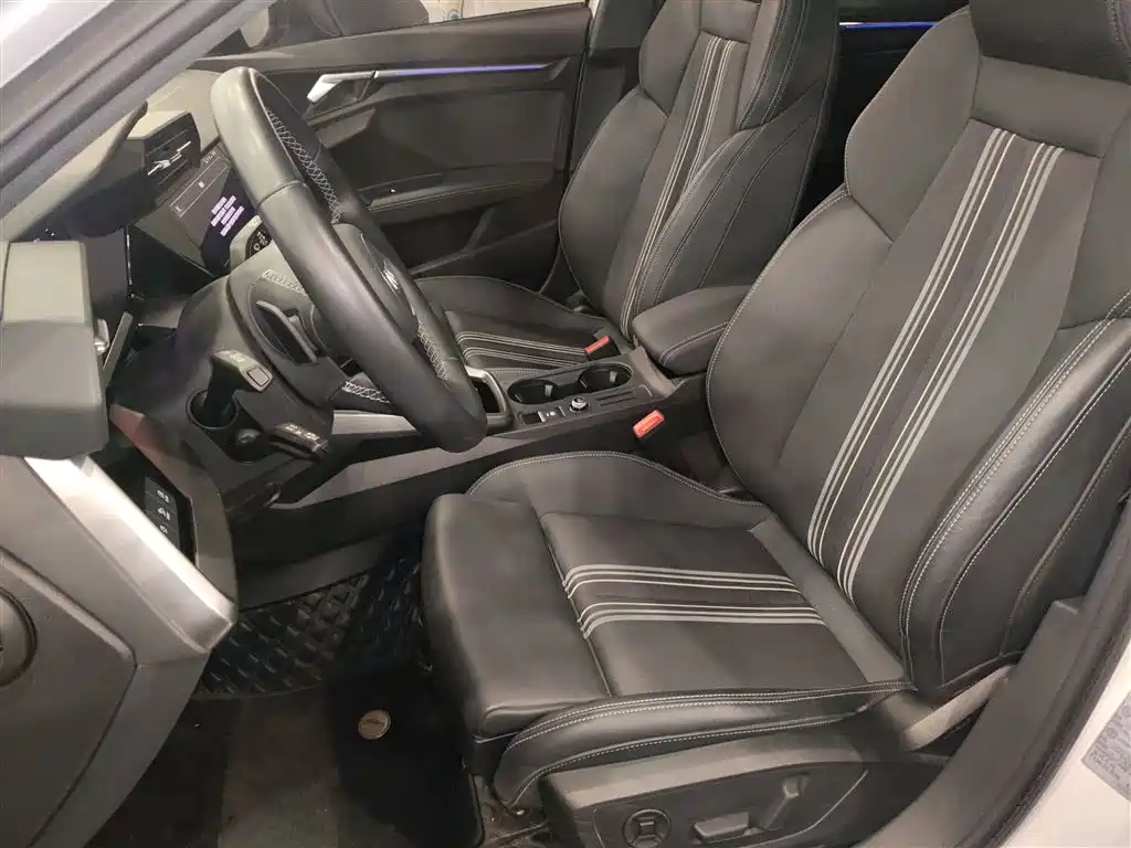 Audi A3 2024 Model A3L Limousine 35 TFSI Fashion Sport фото 11