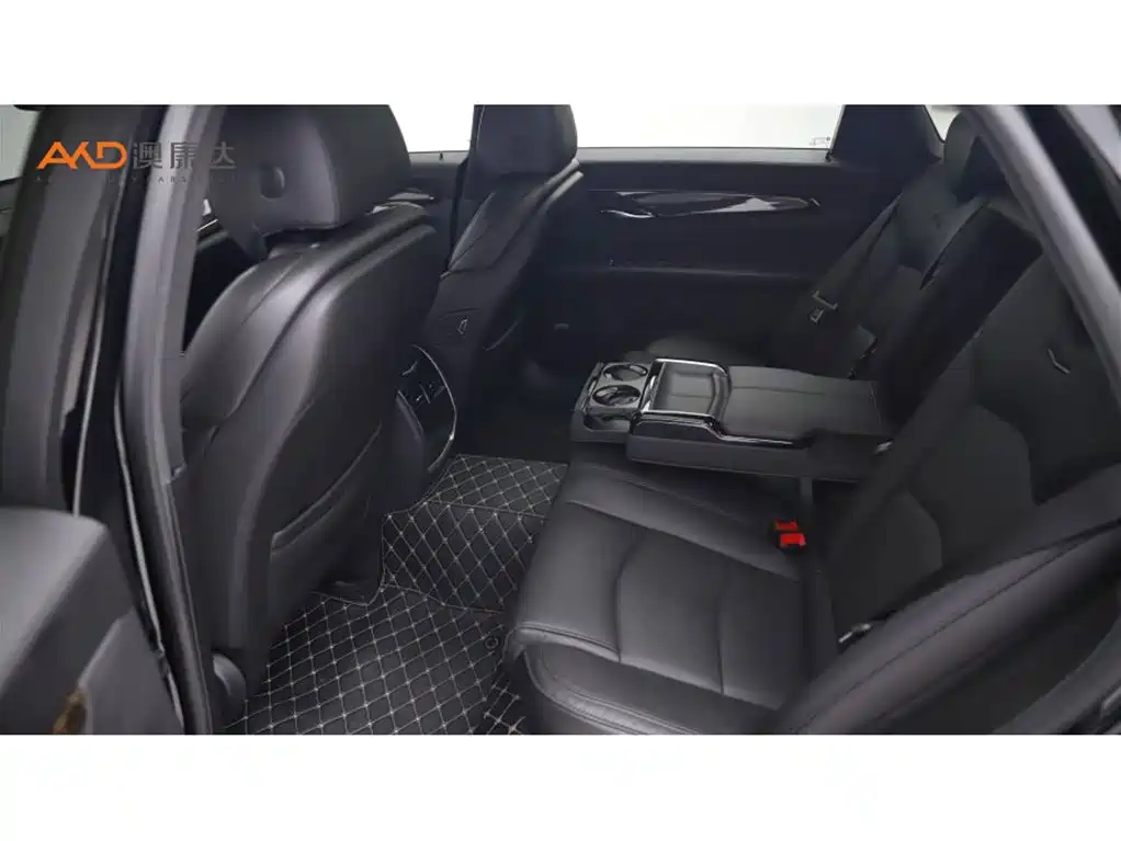 Фото 7 - Cadillac CT6