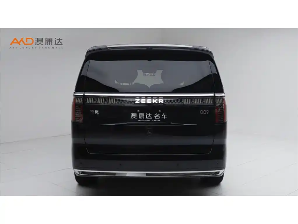ZEEKR 009 2025 2024 6-seat Executive AWD 108kWh