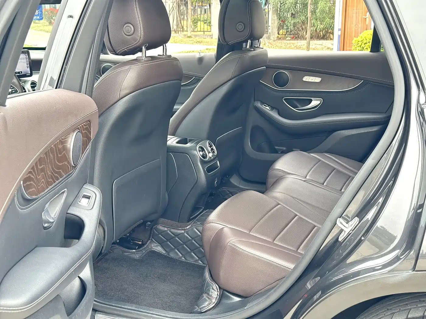 Mercedes-Benz GLC 2020 GLC 260 L 4MATIC Luxury фото 6