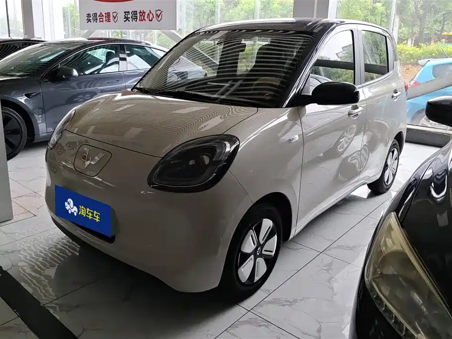 Wuling Motors Hongguang MINIEV 2025 4-Door Advanced