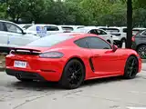 Photo 5 - Porsche 718