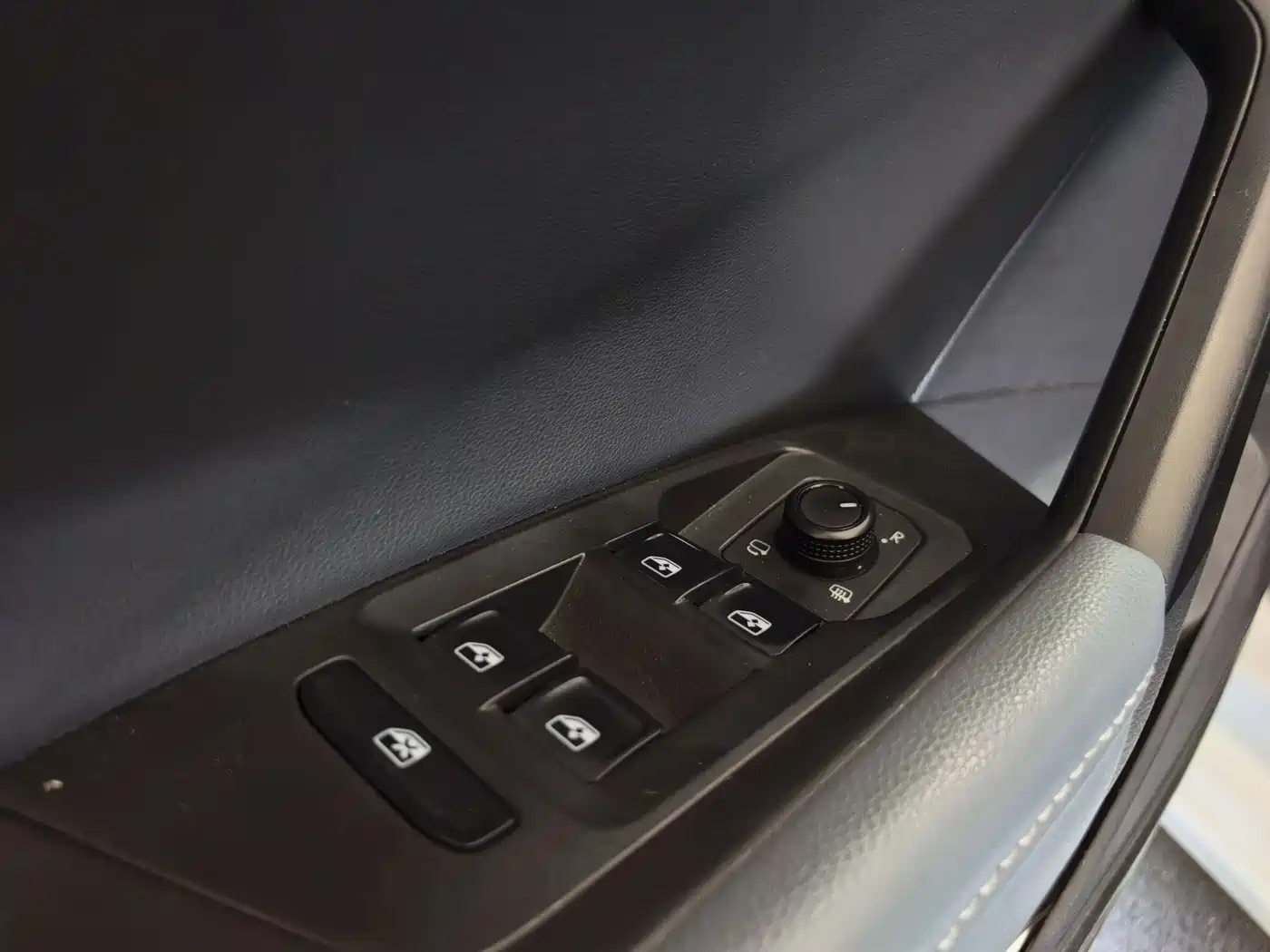 Volkswagen Lavida 2023 280TSI DSG Comfort Edition фото 5