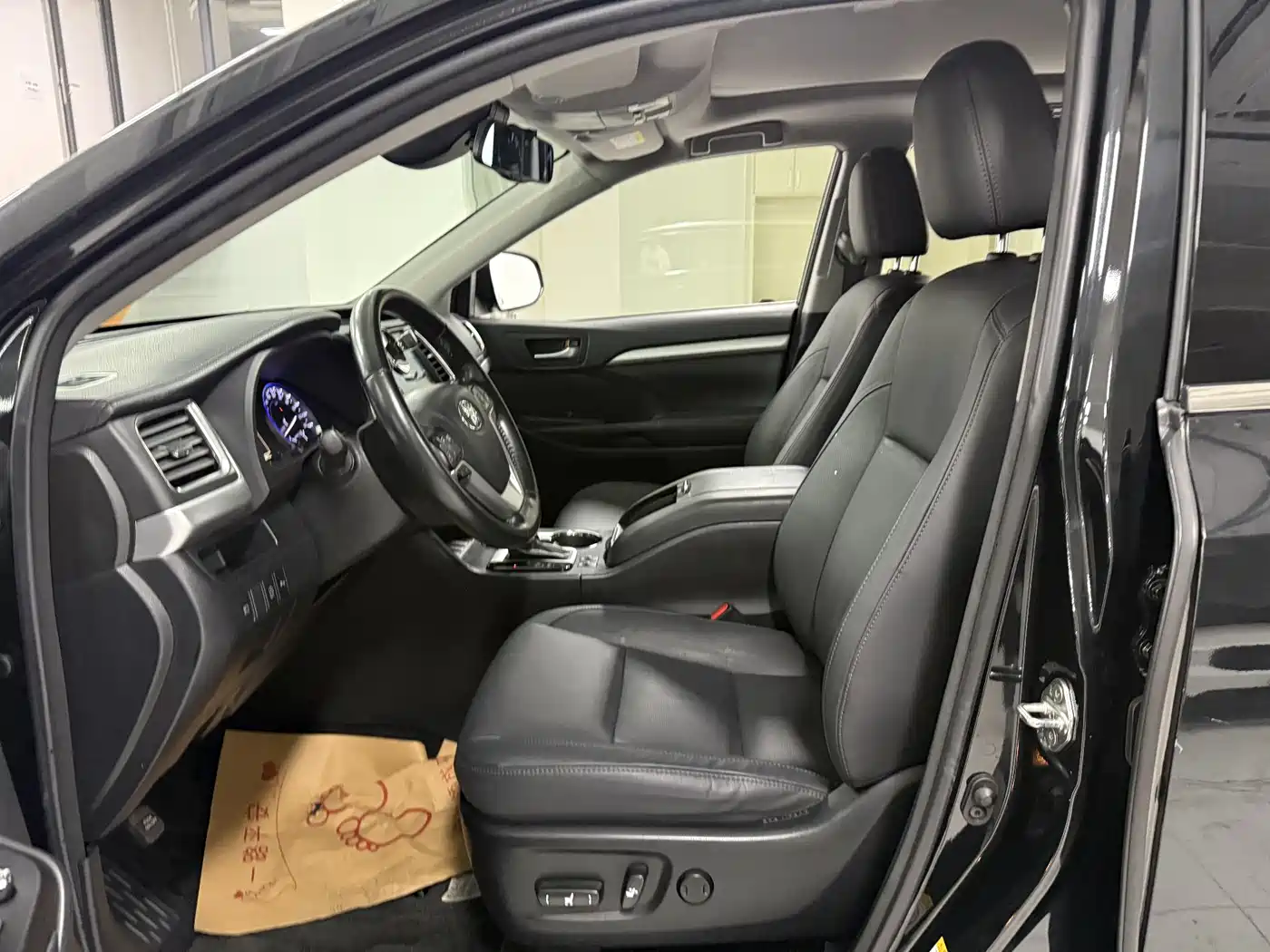 Toyota Highlander 2018 2.0T 4WD Luxury 7-seater China VI фото 11