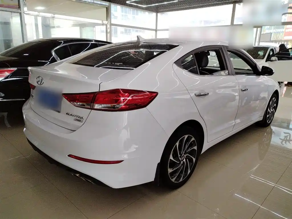 Hyundai Elantra 2019 1.4T Dual-clutch XuanDong·Vitality Type фото 6