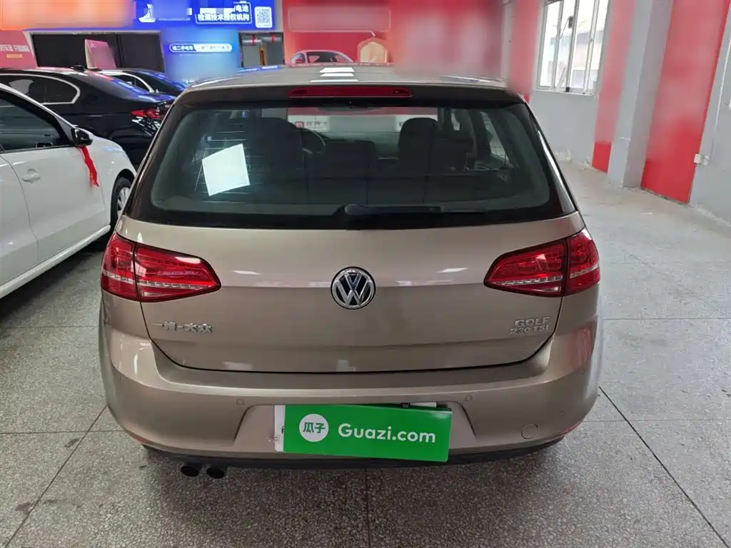Volkswagen Golf 2016 230TSI Automatic Comfort фото 6