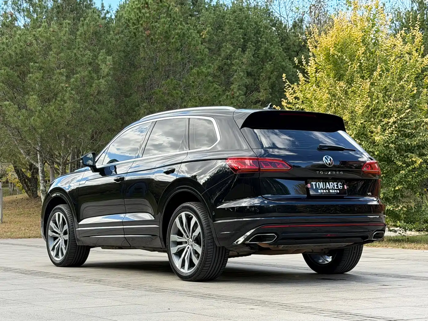 Volkswagen Touareg 2021 2021 3.0TSI R-Line Classic Sport Package