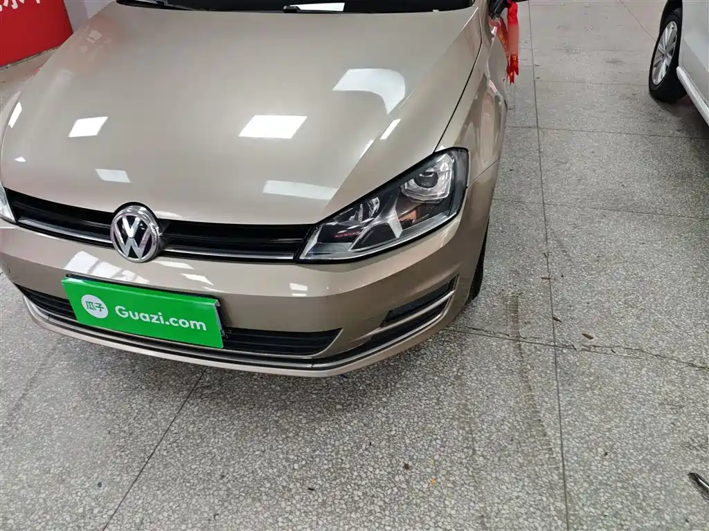 Volkswagen Golf 2016 230TSI Automatic Comfort фото 24