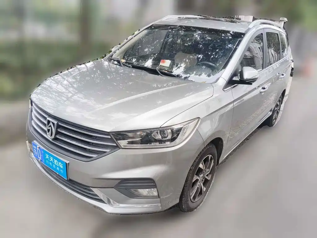Фото 1 - Baojun 360