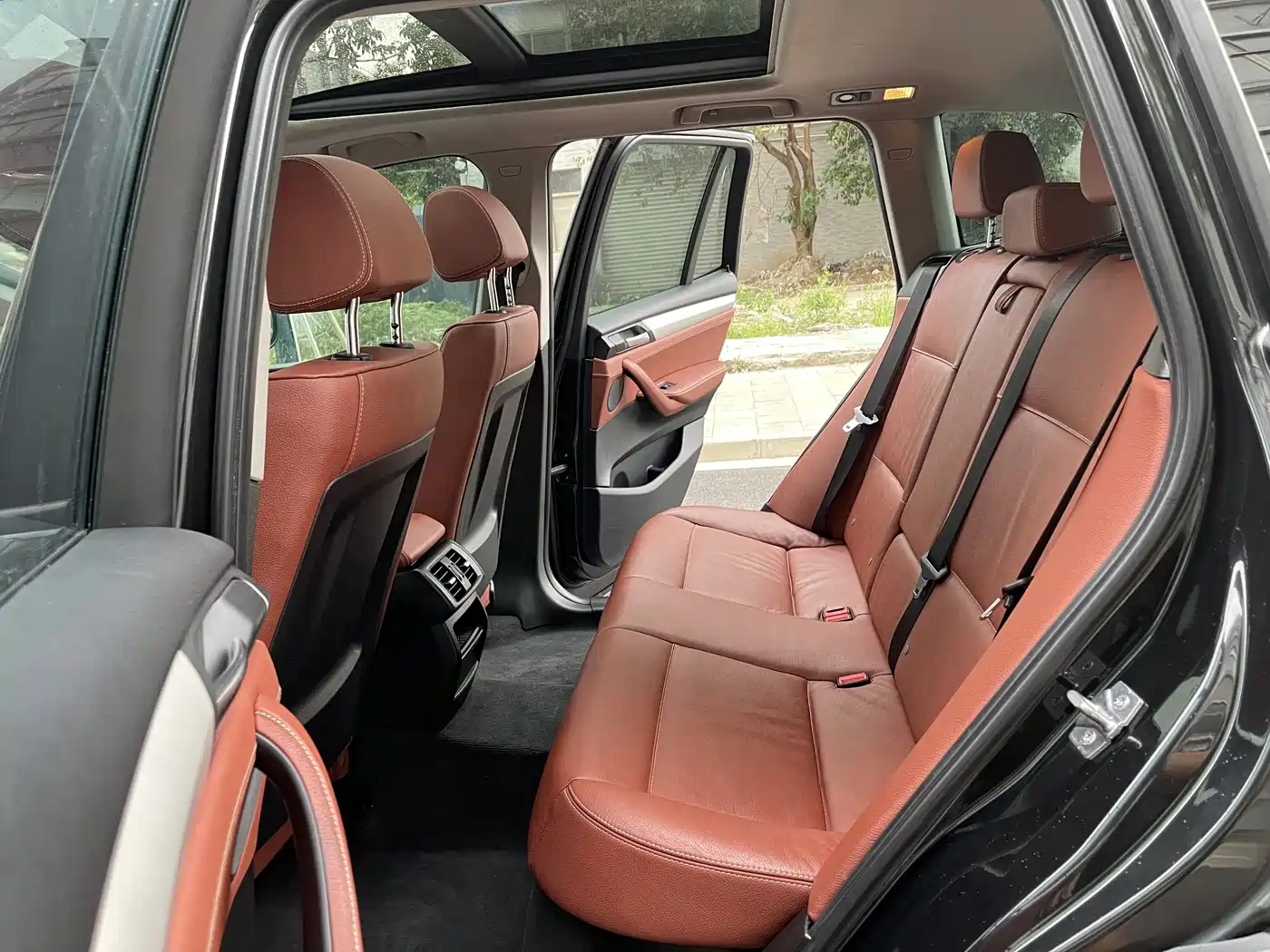 Photo 9 - BMW X3 (Import)