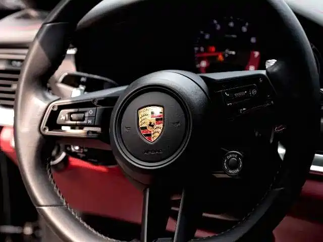 Фото 5 - Porsche Panamera