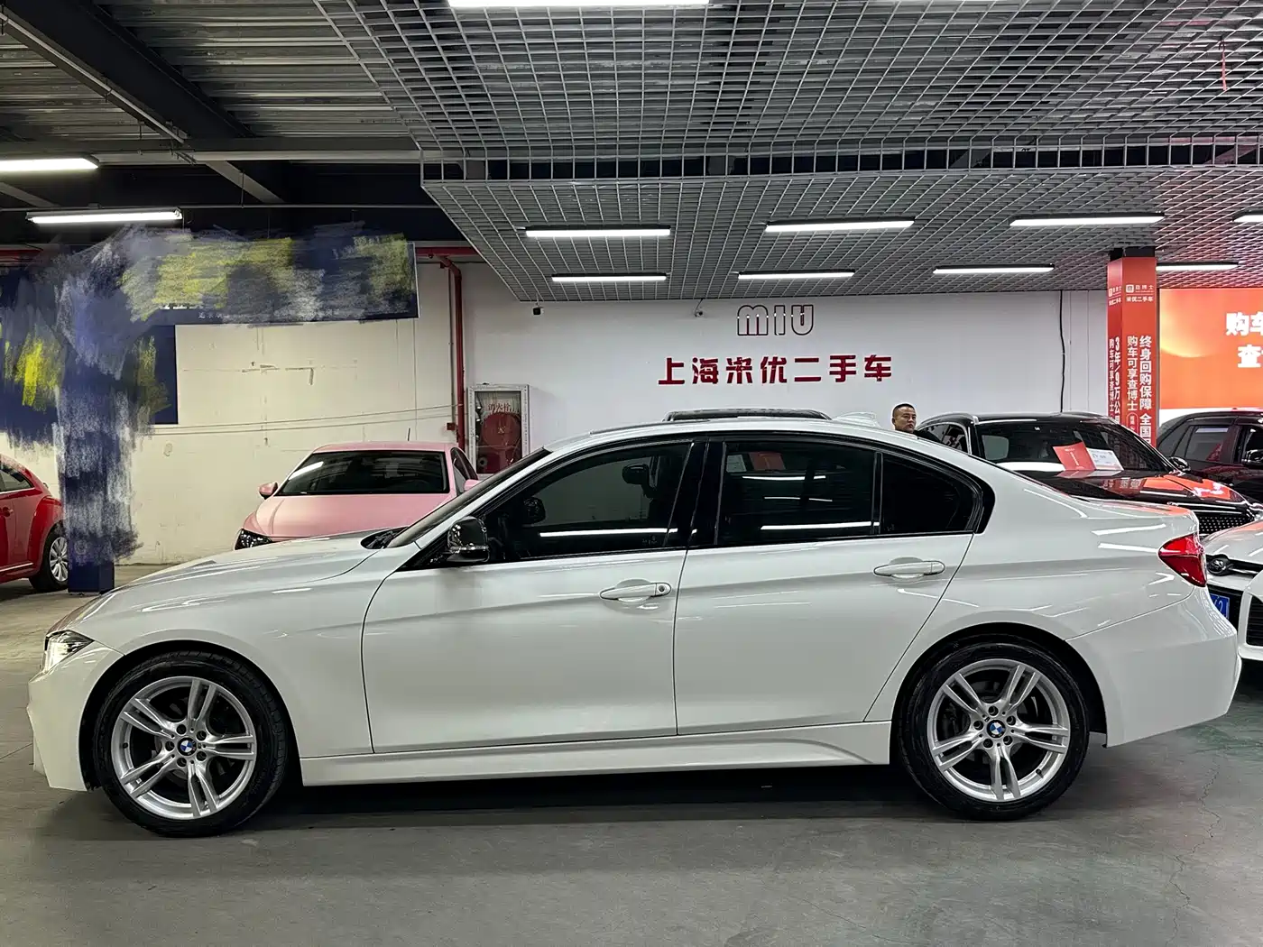 BMW 3 Series 2017 320i M Sport фото 3