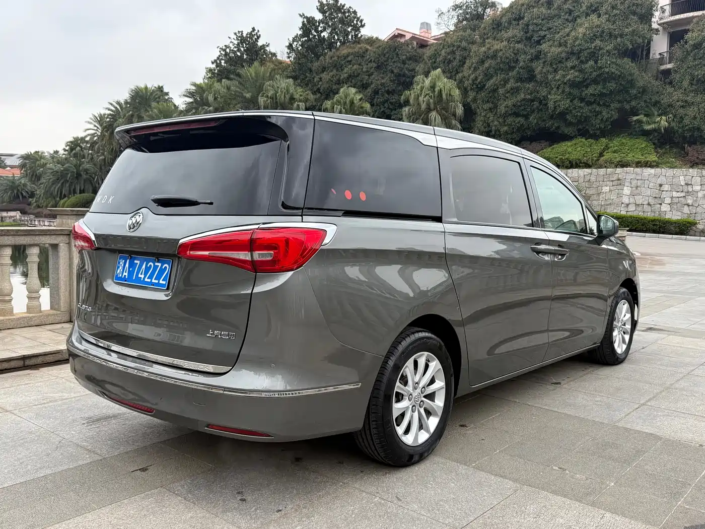 Buick GL8 2017 ES 28T Premium China V фото 15