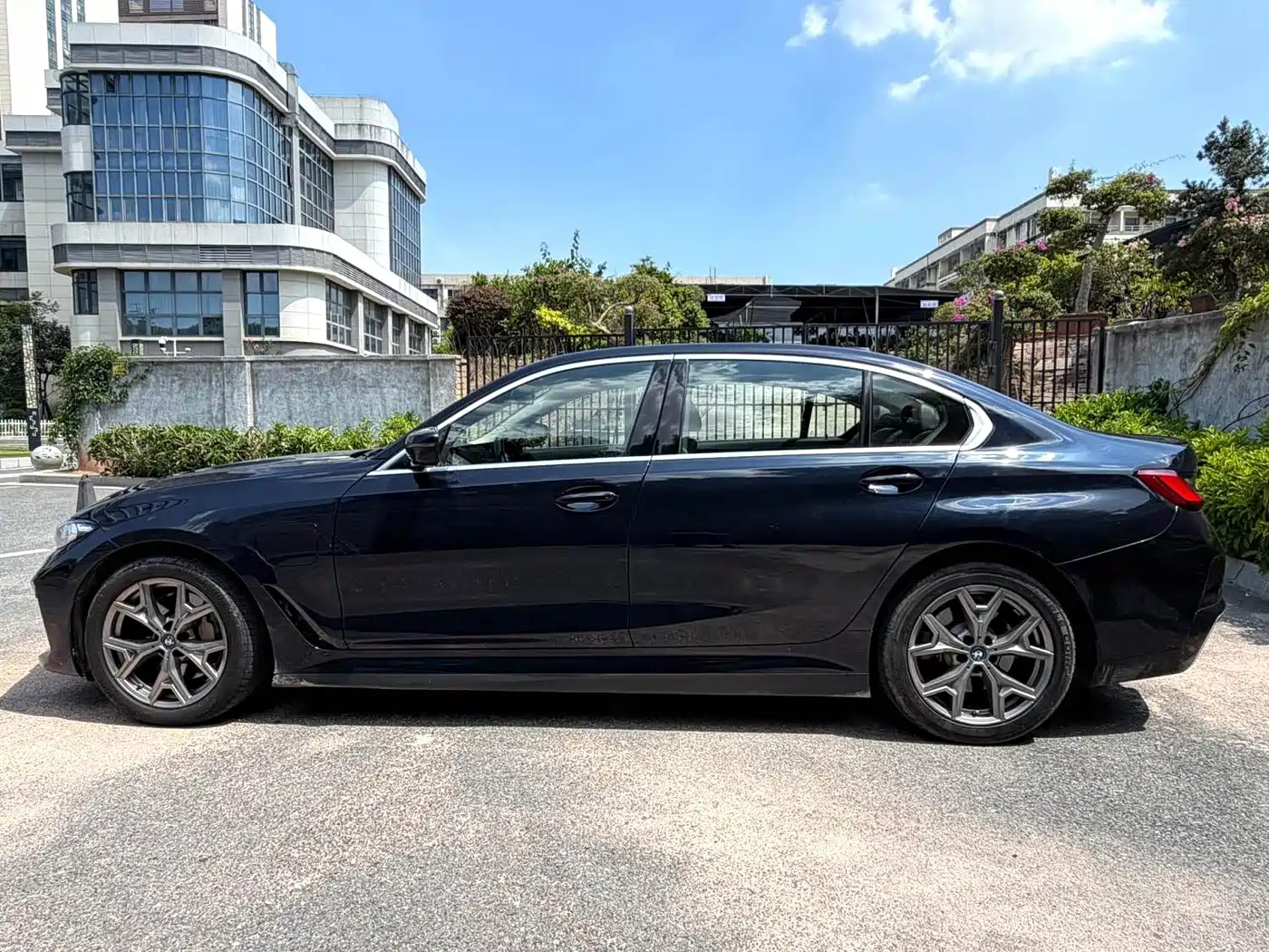 BMW i3 2022 2022 eDrive 35 L