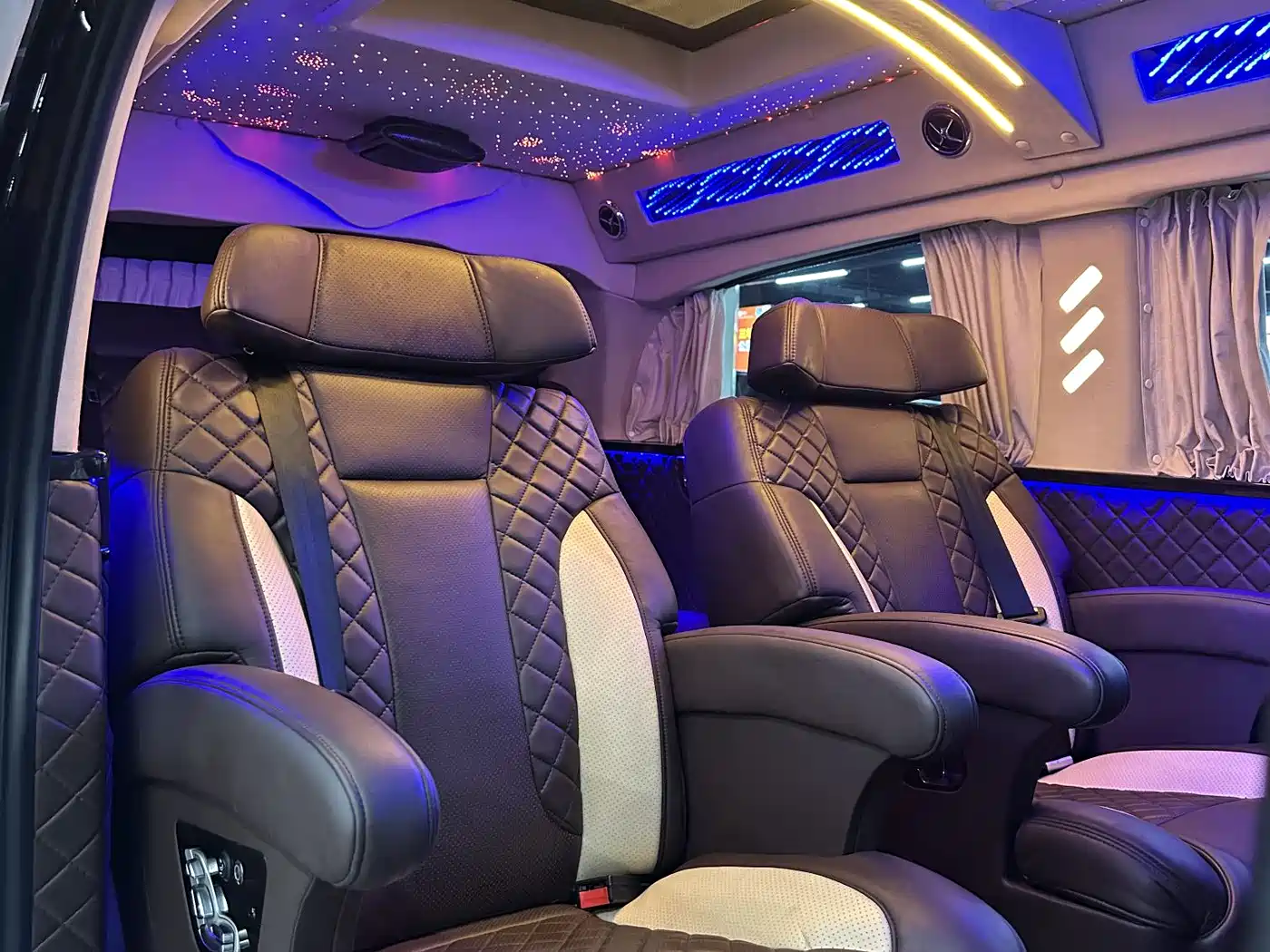 Mercedes-Benz Vito 2018 2.0T Elite Edition 7-seater China VI фото 15
