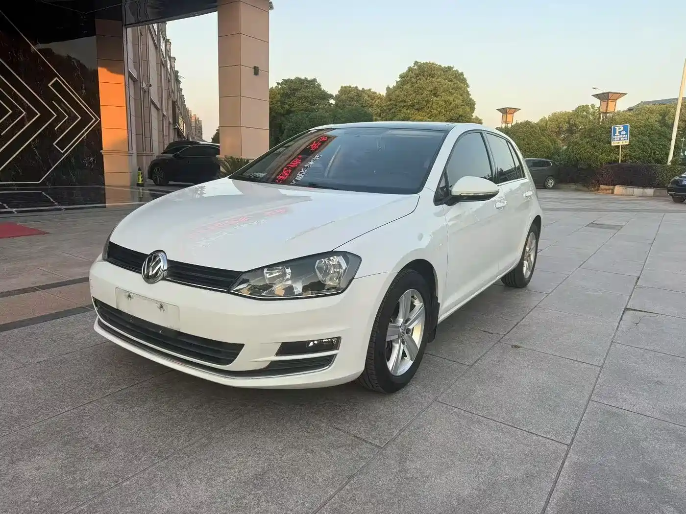 Volkswagen Golf 2016 1.6L Automatic Comfort