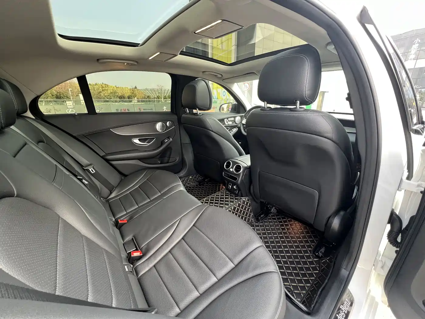 Mercedes-Benz C-Class 2021 C 260 L Sport Starry Exclusive Edition фото 24