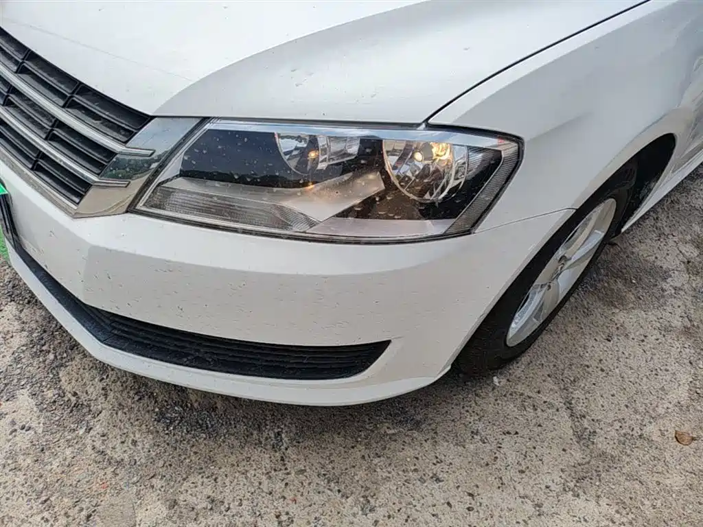 Volkswagen Lavida 2013 Facelift Classic 1.6L Automatic Trend фото 24