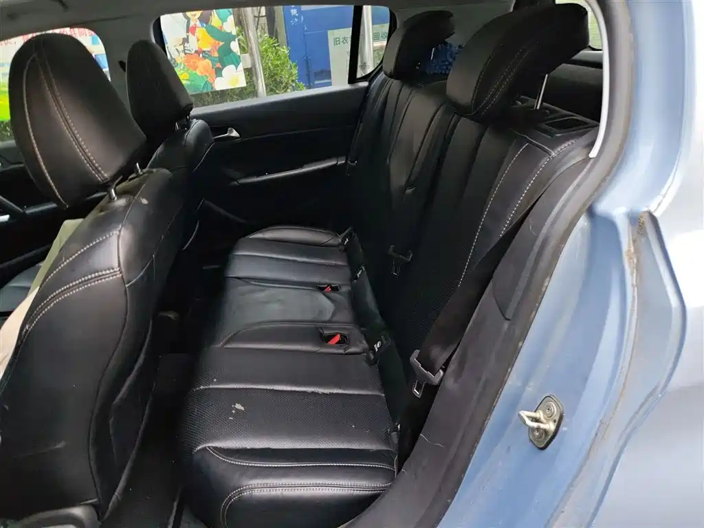 Peugeot 308S 2015 1.2T Auto Dynamic Edition фото 21
