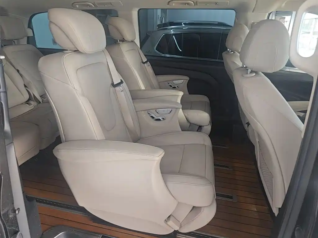Mercedes-Benz Vito 2016 2.0T Elite Edition фото 17