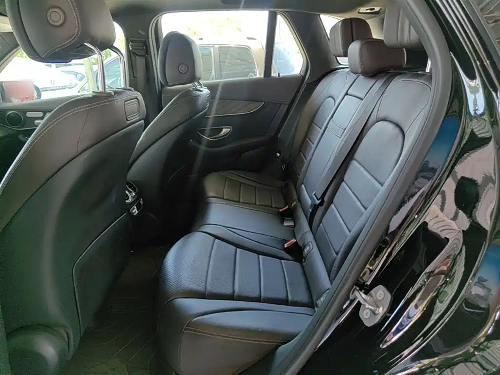 Mercedes-Benz GLC 2017 GLC 300 4MATIC Dynamic фото 17