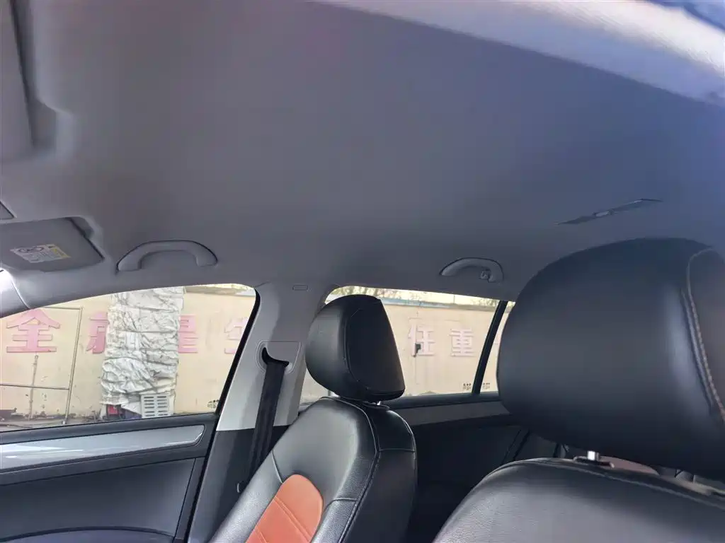 Volkswagen Santana 2017 Gran Santana 1.6L Auto Trendline фото 9
