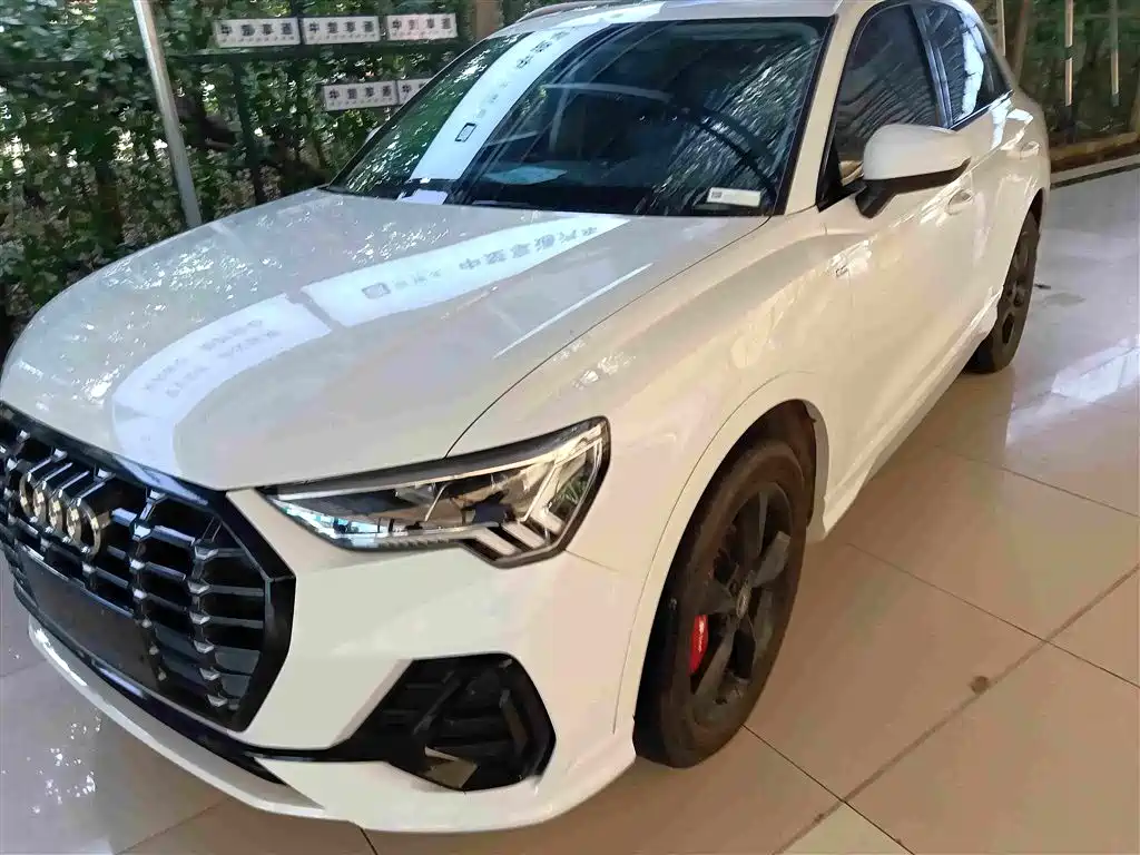 Audi Q3 2019 40 TFSI Fashion Dynamic