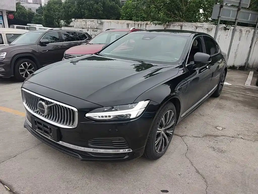 Volvo S90 Plug-in Hybrid 2022 Facelift T8 E-Drive Hybrid R-Design Luxury Edition