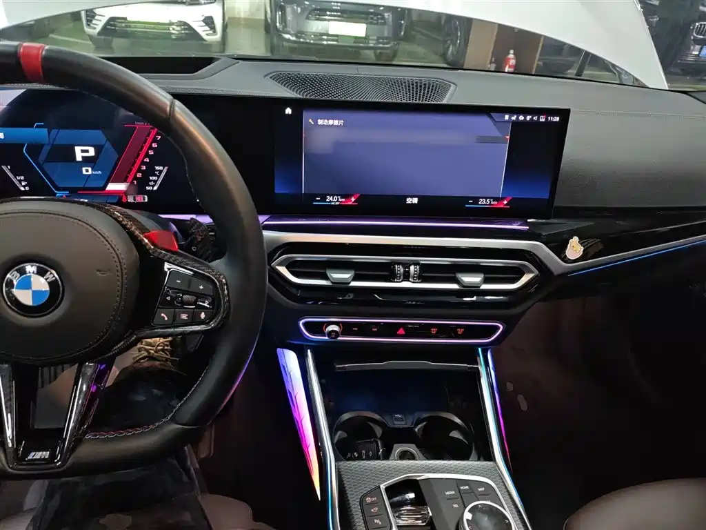 BMW 3 Series 2023 330i M Sport Shadow Edition фото 6