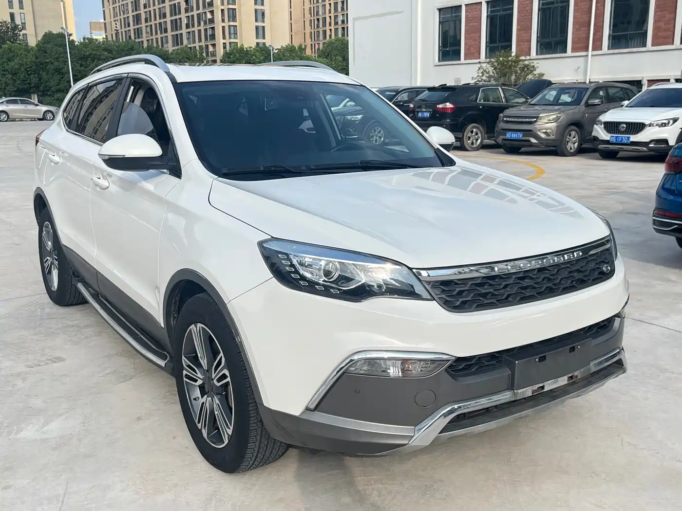 Leopaard CS10 2017 2017 Model 2.0T Automatic Luxury Edition