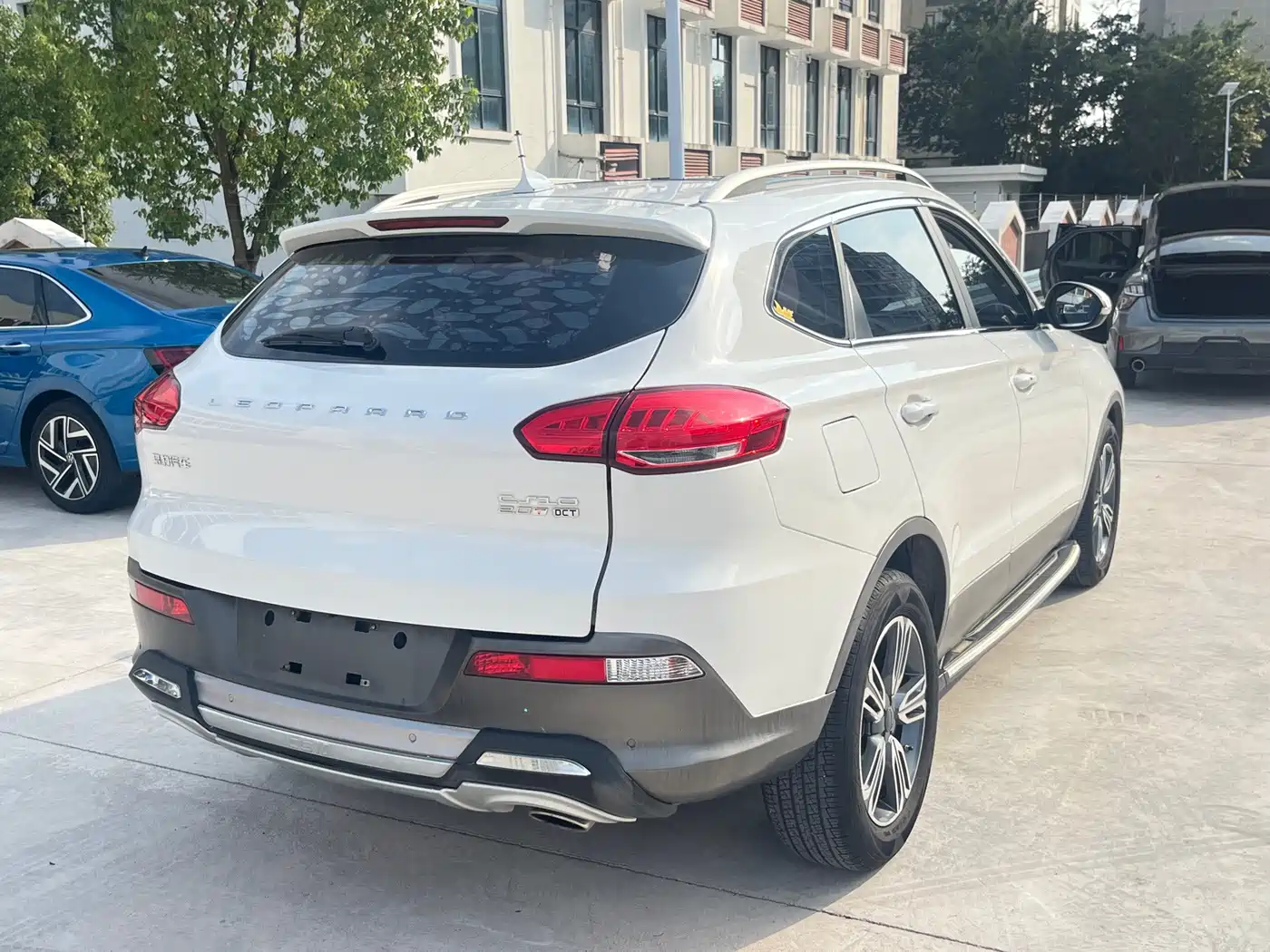 Leopaard CS10 2017 2017 Model 2.0T Automatic Luxury Edition
