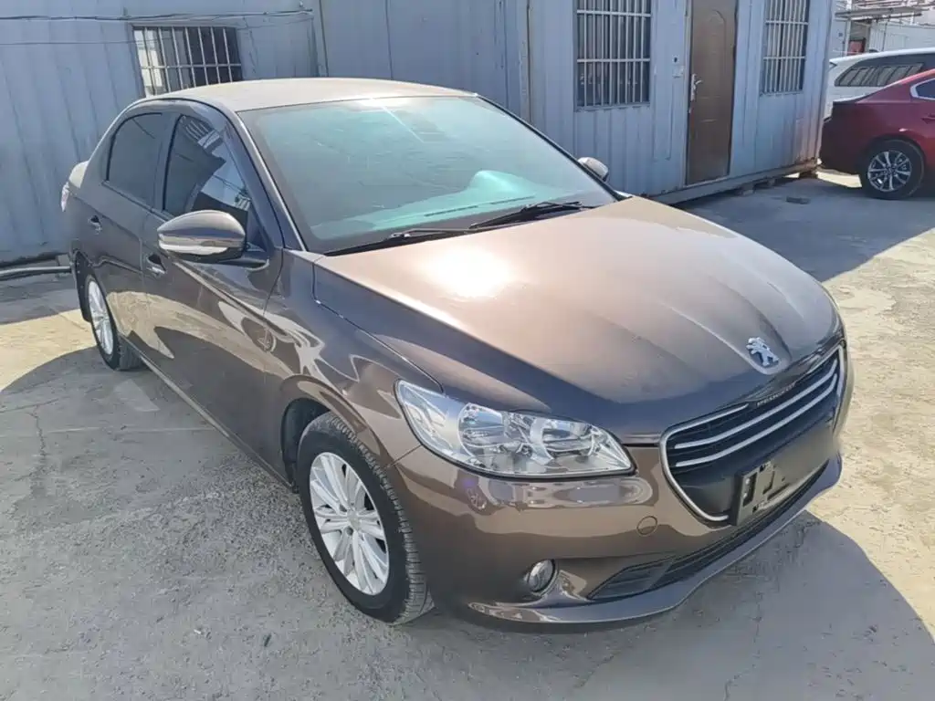 Photo 4 - Peugeot 301