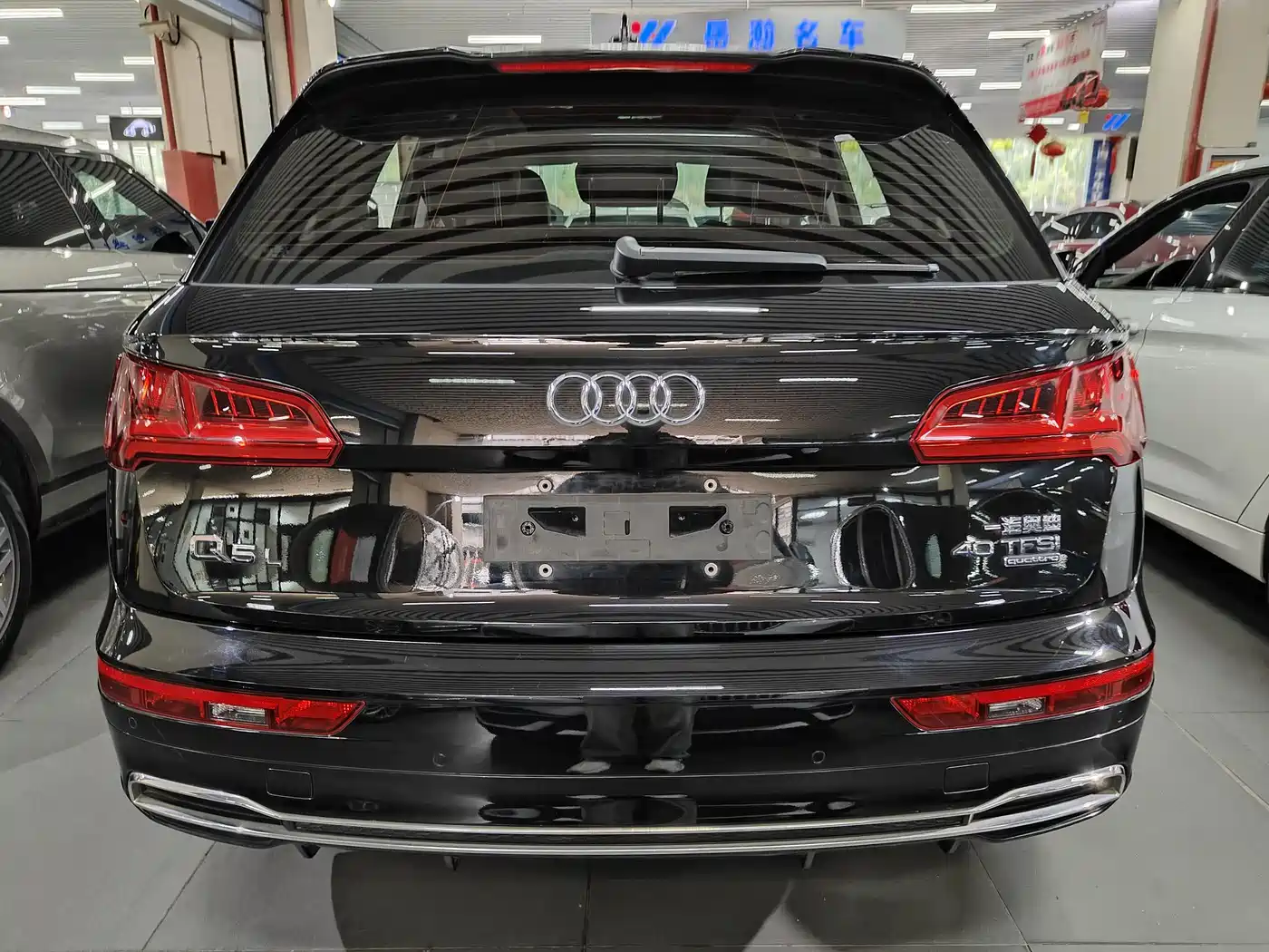 Audi Q5L 2020 40 TFSI Prestige Fashion фото 6