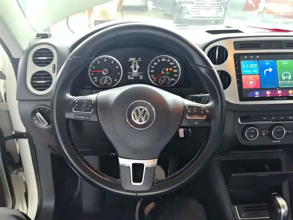 Volkswagen Tiguan 2017 300TSI Automatic 2WD Silk Road Comfort Edition фото 11
