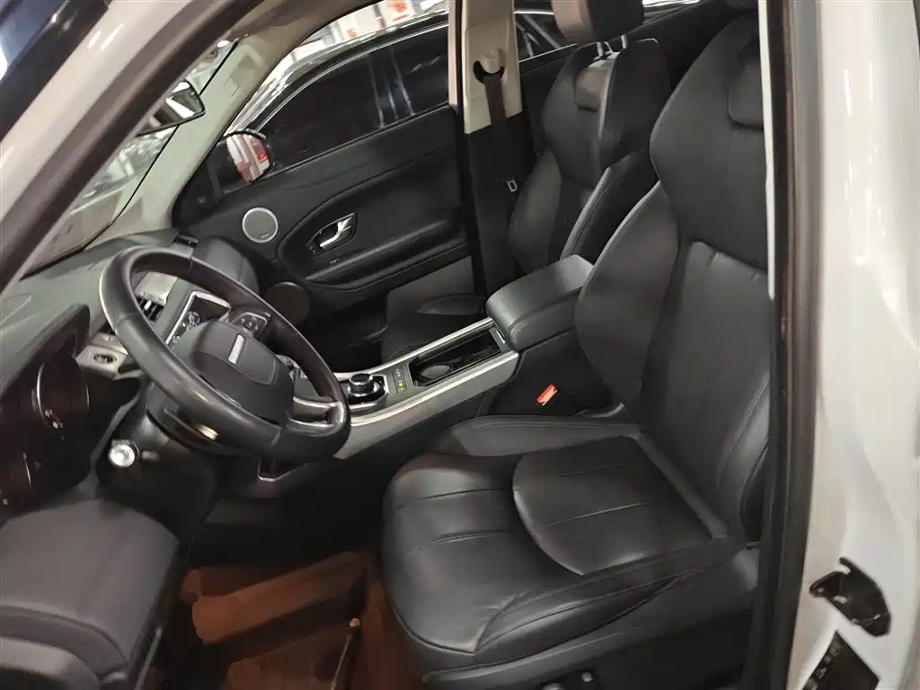 Land Rover Range Rover Evoque 2018 240PS SE Smart Edition фото 11
