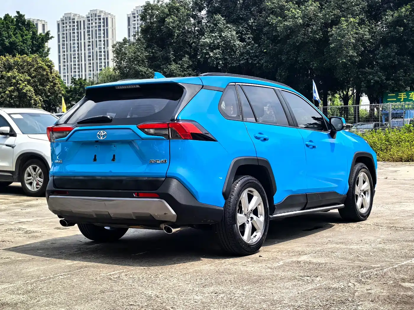 Toyota RAV4 Rongfang 2020 2.0L CVT 2WD Trend Edition фото 14