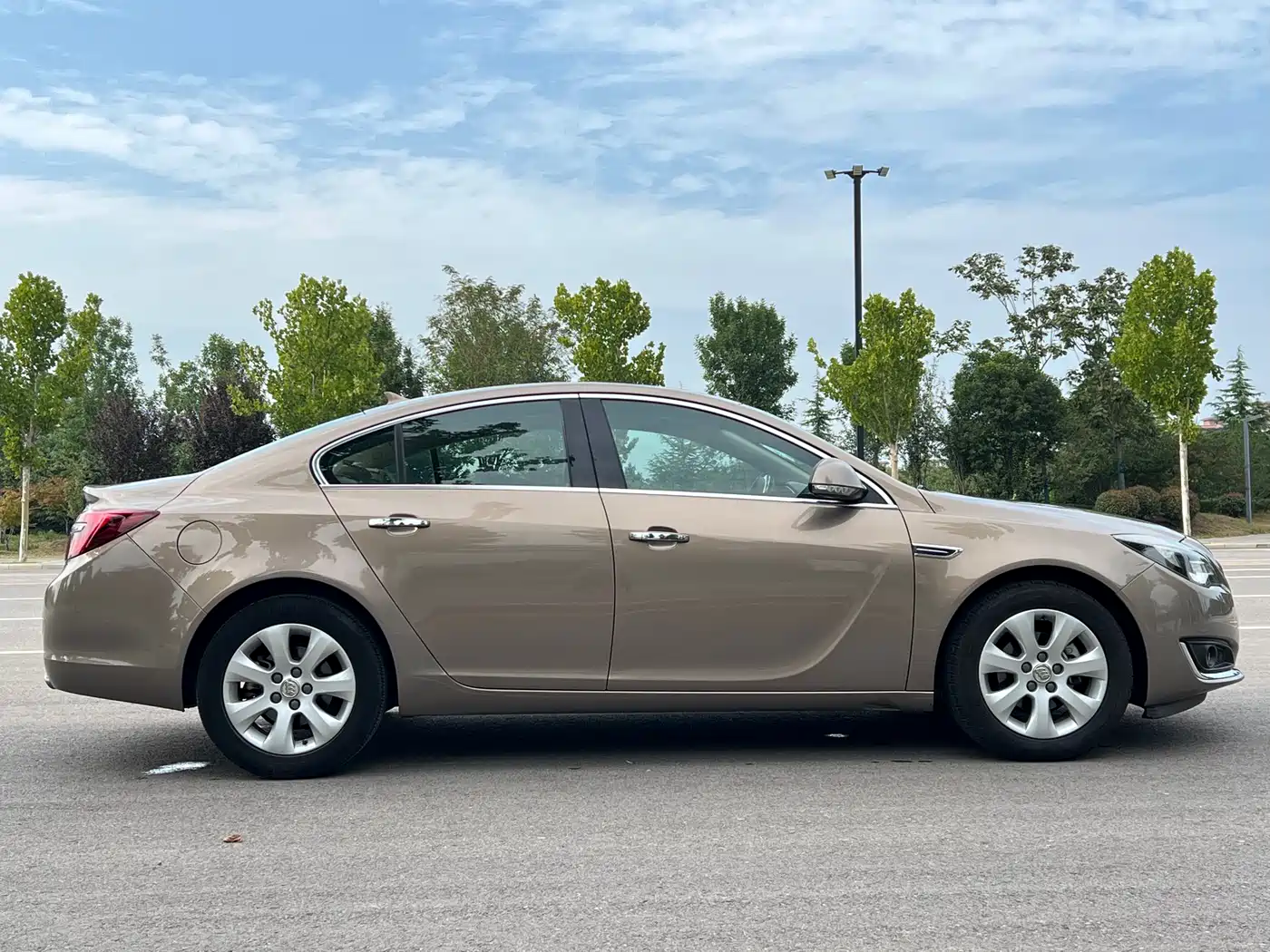 Buick Regal 2015 2.0L Elite Fashion Model фото 4