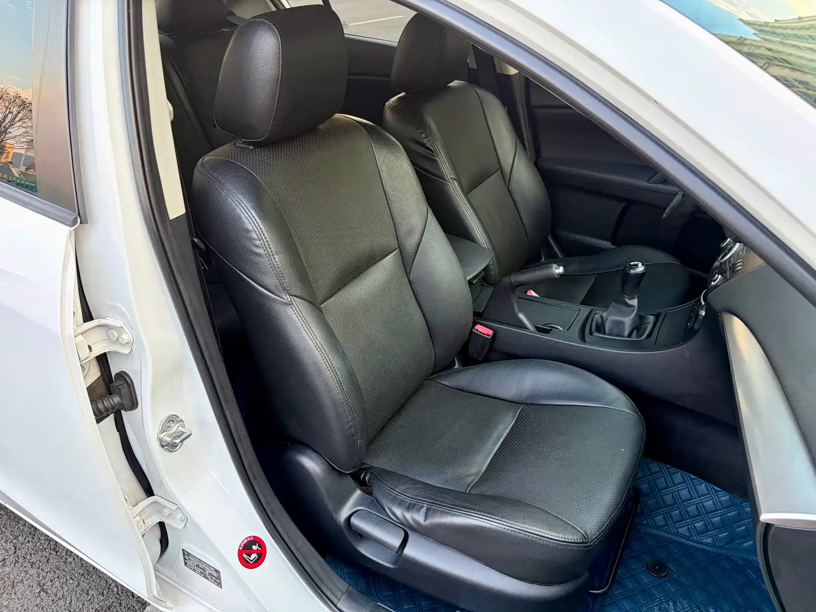 صورة 26 - Mazda Mazda3 Axela
