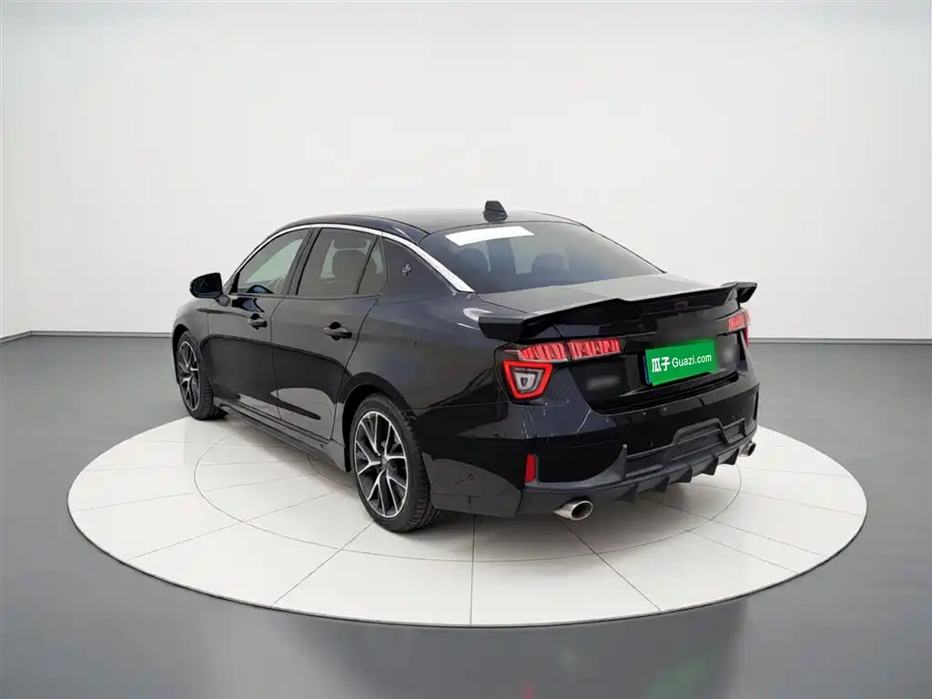 Lynk & Co 03 2022 2.0TD DCT Power Pro фото 5