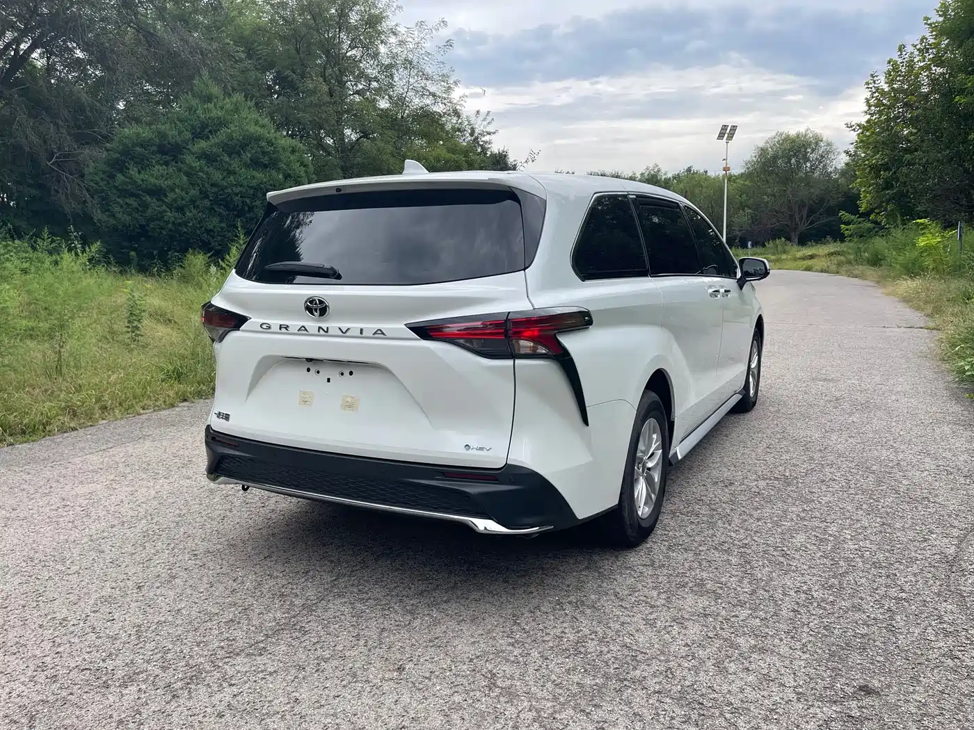 Toyota Granvia 2026