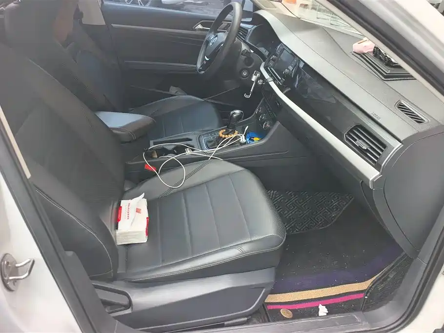 Volkswagen Lavida 2019 1.5L Automatic Comfort Edition China VI фото 8