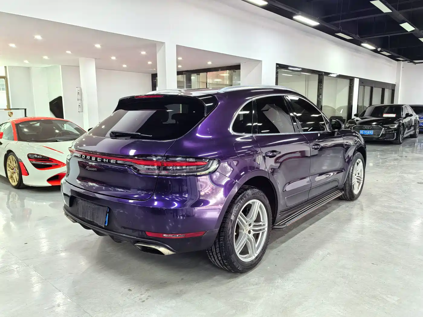 Porsche Macan 2018 Macan 2.0T фото 5