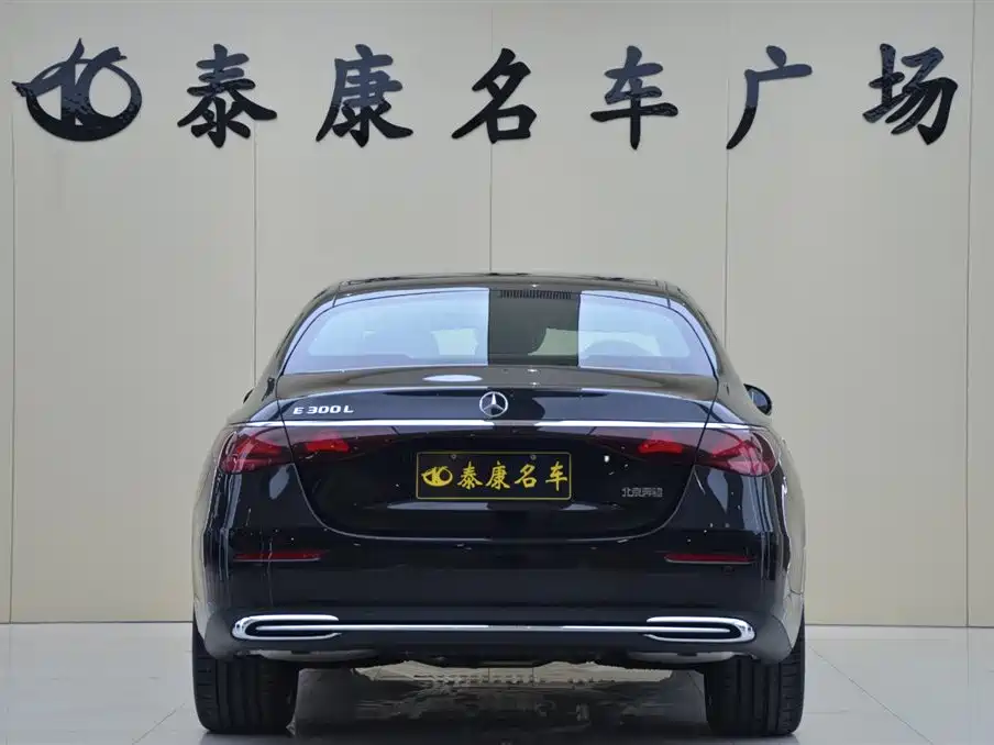Mercedes-Benz E-Class 2026 E 300 L Luxury фото 3